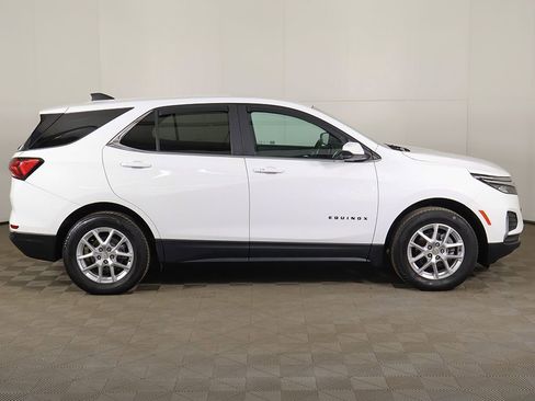 Used 2023 Chevrolet Equinox LT image 18