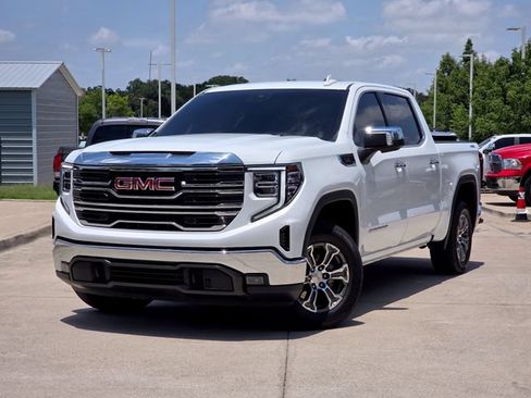 Used 2026 GMC Sierra 1500 SLT w/ SLT Convenience Package AWD/4WD image 1