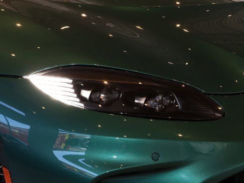Used 2023 Aston Martin V12 Vantage Roadster RWD image 15