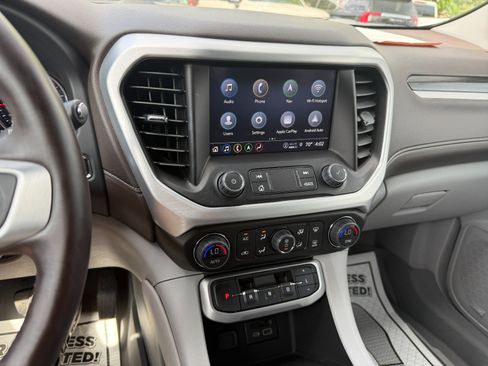 Used 2023 GMC Acadia SLT w/ Technology Package AWD/4WD image 35