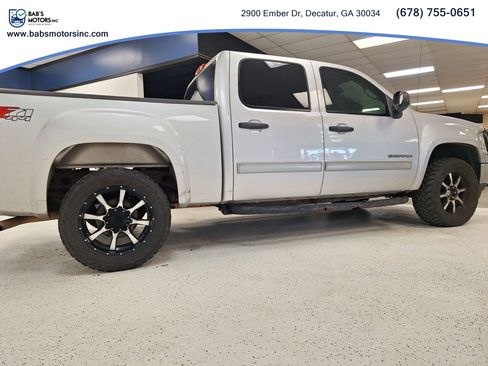 Used 2011 GMC Sierra 1500 SLE w/ Power Tech Package AWD/4WD image 33