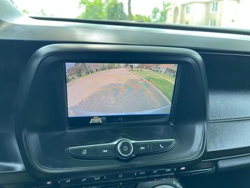 Used 2019 Chevrolet Camaro LT image 21