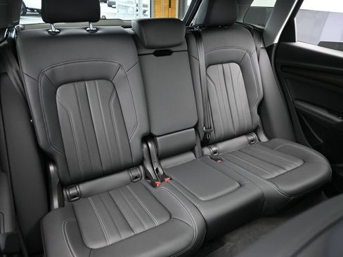 Used 2023 Audi Q5 2.0T Premium Plus AWD/4WD image 21