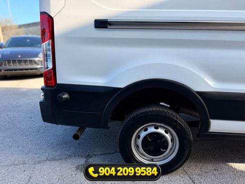 Used 2023 Ford Transit 250 Medium Roof w/ Load Area Protection Package image 32