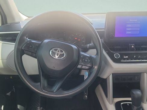 Certified 2025 Toyota Corolla Cross L FWD image 12