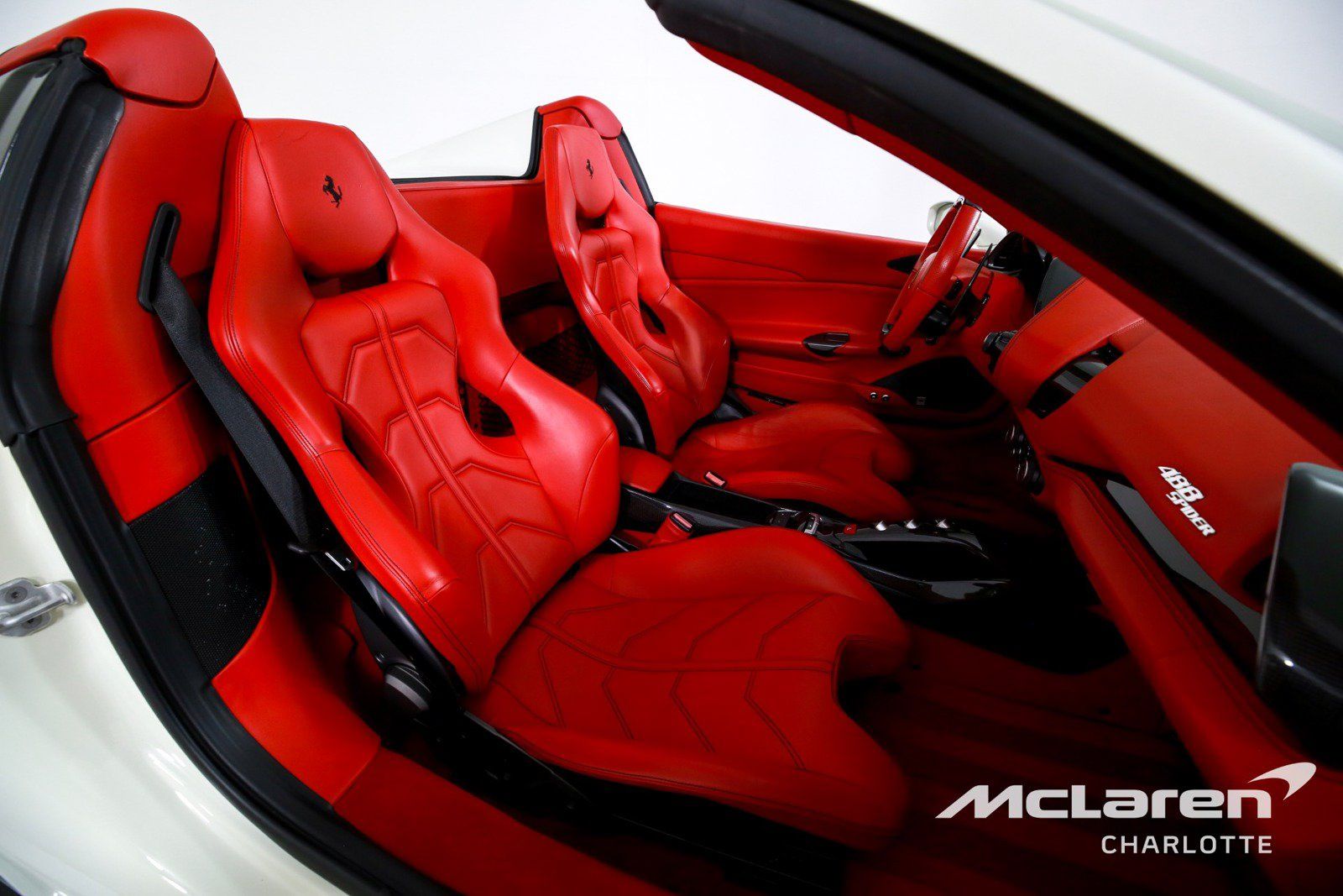 Used 2018 Ferrari 488 Spider RWD image 19