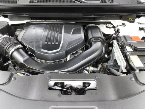 Used 2026 GMC Acadia Elevation w/ Black Edition AWD/4WD image 37