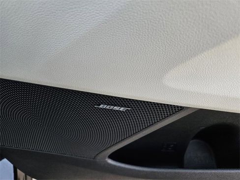 Certified 2023 Kia Sorento SX Prestige image 9