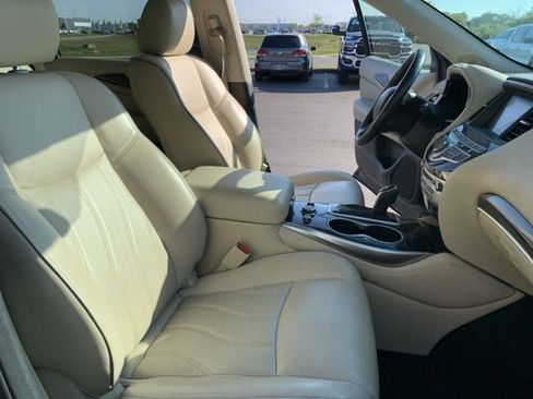 Used 2017 INFINITI QX60 AWD w/ Premium Plus Package image 13