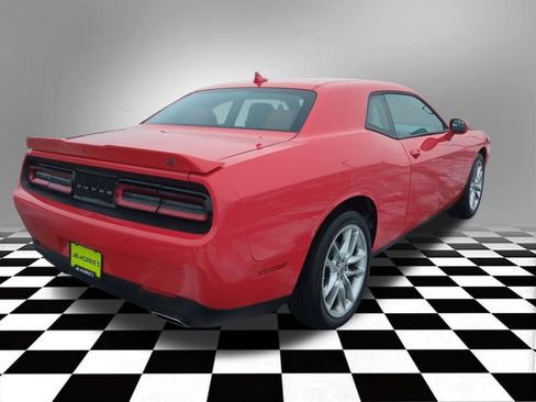 Used 2021 Dodge Challenger SXT w/ Plus Package image 8