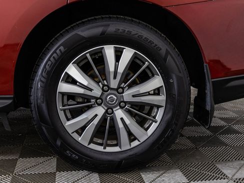 Used 2020 Nissan Pathfinder SV FWD image 50