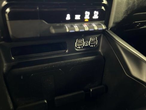 Used 2023 RAM 1500 Laramie AWD/4WD image 20