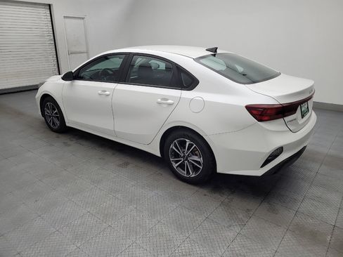 Used 2022 Kia Forte LXS w/ LXS Technology Package FWD image 3