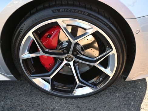 Used 2024 Audi RS 7 Performance image 19