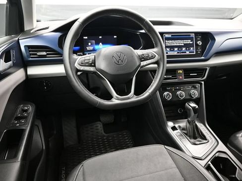 Used 2022 Volkswagen Taos SE FWD image 22