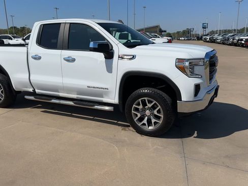 Used 2021 GMC Sierra 1500 4x4 Double Cab w/ Sierra Value Package image 3