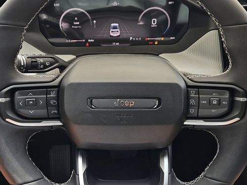 New 2026 Jeep Cherokee Laredo AWD/4WD image 21