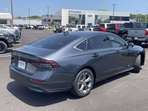 Used 2024 Honda Accord EX image 3