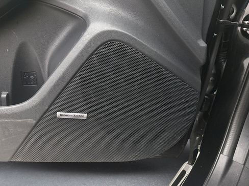 Used 2023 Subaru Crosstrek 2.5i Limited image 17