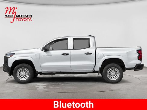 Used 2025 Chevrolet Colorado W/T w/ WT Convenience Package II RWD image 5