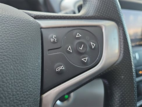 Used 2024 GMC Terrain SLE w/ Driver Convenience Package image 37