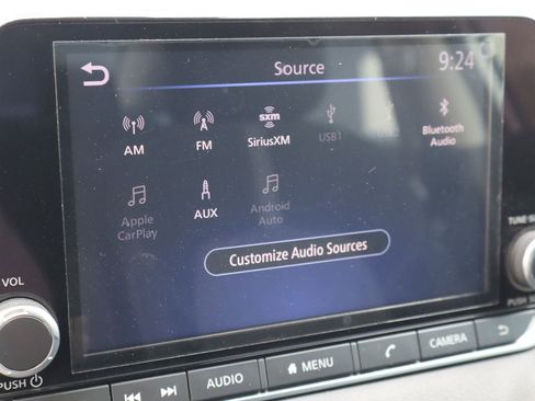 Used 2021 Nissan Sentra SV w/ Trunk Package FWD image 8