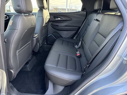 Used 2023 Chevrolet TrailBlazer ACTIV w/ Technology Package FWD image 23
