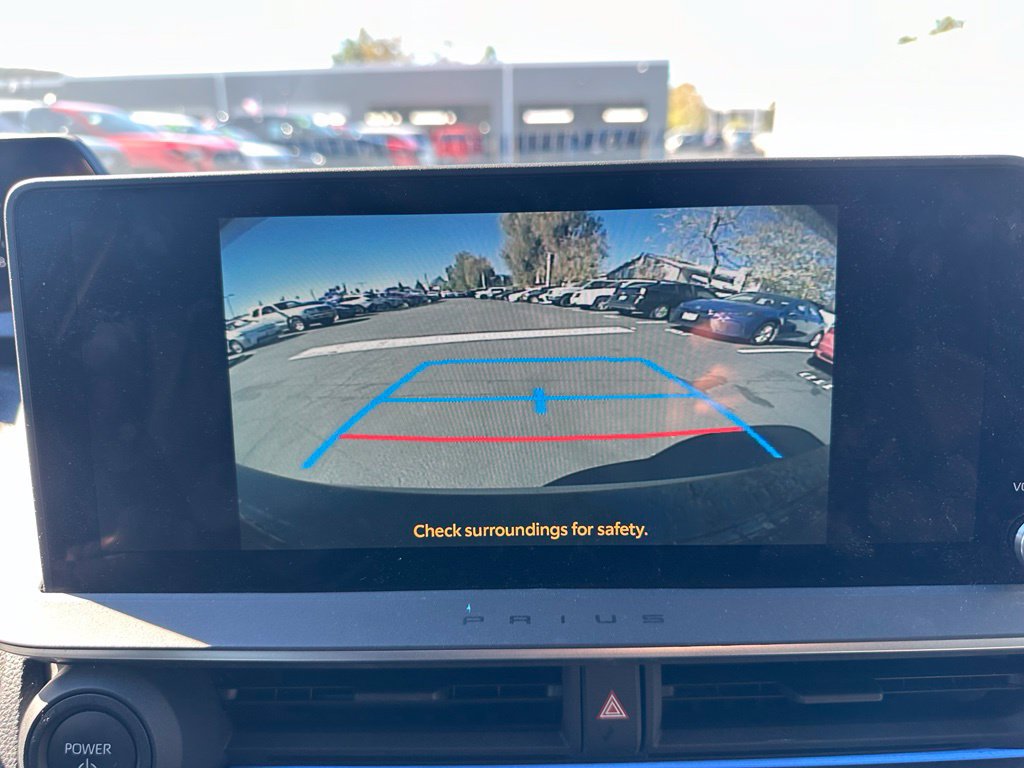 Used 2024 Toyota Prius XLE FWD image 14