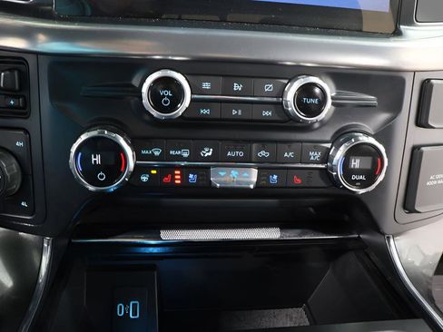 Used 2021 Ford F150 Lariat w/ Equipment Group 502A High image 10