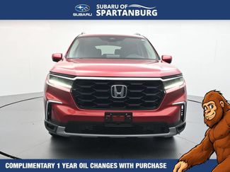 Used 2025 Honda Pilot Touring video 2