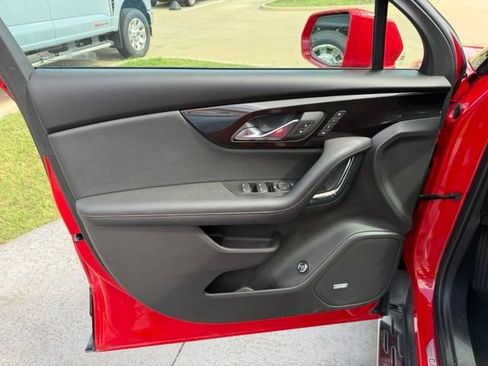Used 2019 Chevrolet Blazer RS FWD image 8