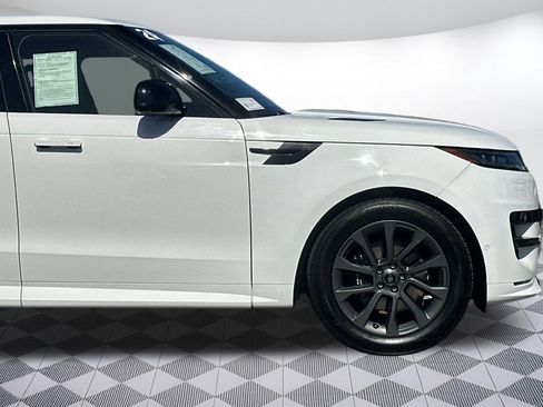 Certified 2024 Land Rover Range Rover Sport Dynamic SE AWD/4WD image 36