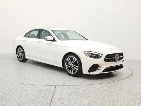 Used 2021 Mercedes-Benz E 350 Sedan image 3