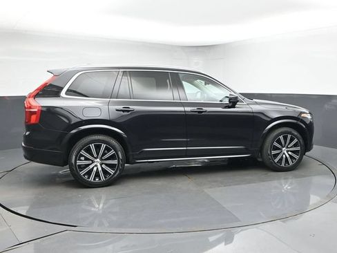 Used 2023 Volvo XC90 B6 Core w/ Protection Package Premier AWD/4WD image 9