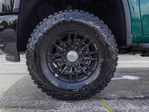 New 2026 Chevrolet Silverado 2500 ZR2 w/ LPO, Dark Essentials Package AWD/4WD image 46
