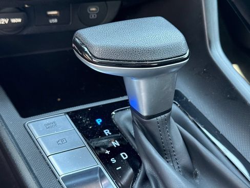 Certified 2025 Hyundai Elantra Hybrid FWD image 29