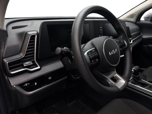 Used 2025 Kia Sportage LX FWD image 50