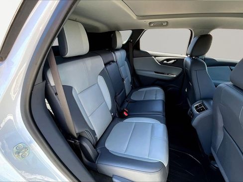 Used 2019 Chevrolet Blazer LT w/ Sun and Wheels Package FWD image 25