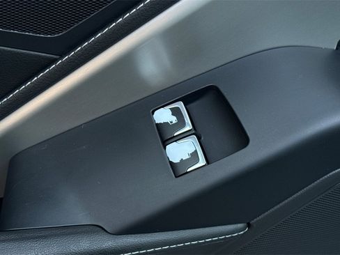 Used 2019 Chevrolet Corvette Stingray Coupe w/ 2LT Preferred Equipment Group image 12