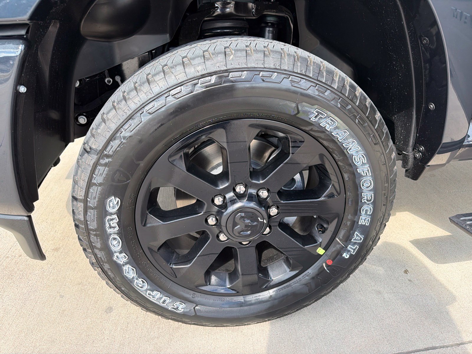 New 2027 RAM 2500 Laramie AWD/4WD image 12