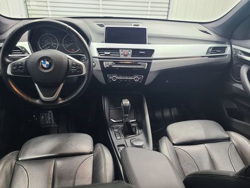 Used 2018 BMW X1 xDrive28i AWD/4WD image 2