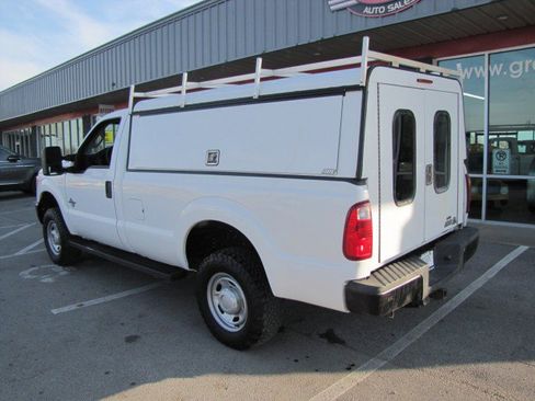 Used 2011 Ford F250 XL w/ Snow Plow Prep Pkg image 4