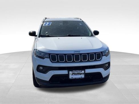 Used 2022 Jeep Compass Latitude AWD/4WD image 8