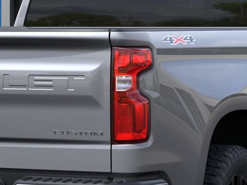New 2026 Chevrolet Silverado 1500 Custom AWD/4WD image 11