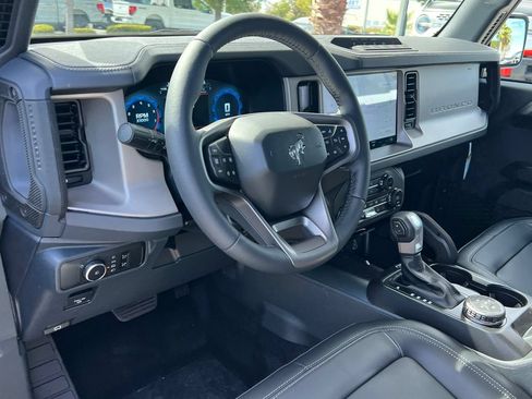 New 2026 Ford Bronco Outer Banks w/ Sasquatch Package AWD/4WD image 20