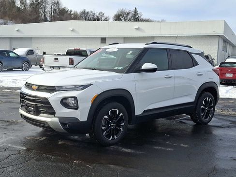 Used 2023 Chevrolet TrailBlazer LT image 3