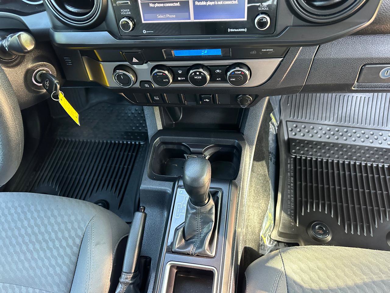 Used 2022 Toyota Tacoma SR AWD/4WD image 27