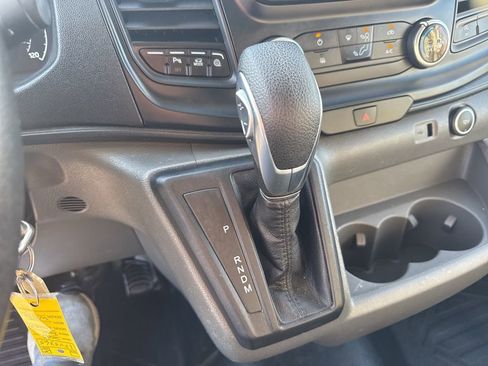 Used 2020 Ford Transit 250 Medium Roof image 13