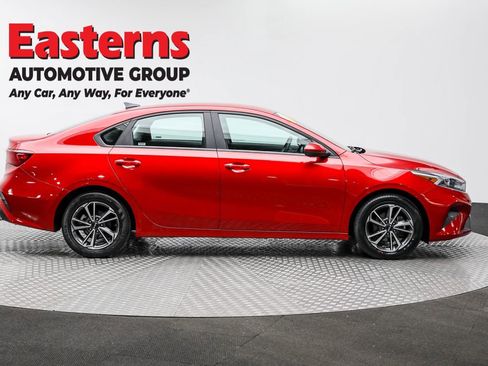 Used 2024 Kia Forte LXS image 4