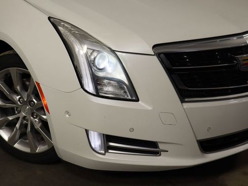 Used 2017 Cadillac XTS Luxury w/ Driver Awareness Package image 40